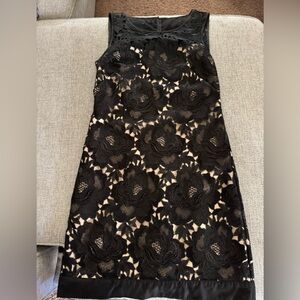 White House Black Market Elegant Black Floral Lace Dress Size 0